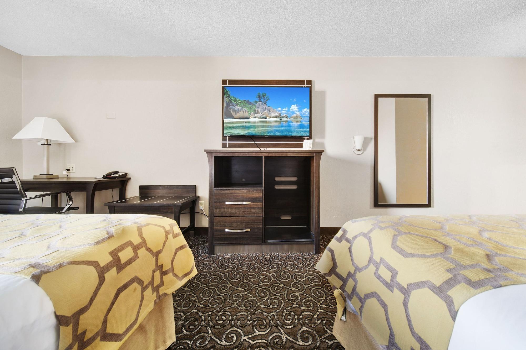 Baymont By Wyndham Muncie Near Ball State University Extérieur photo