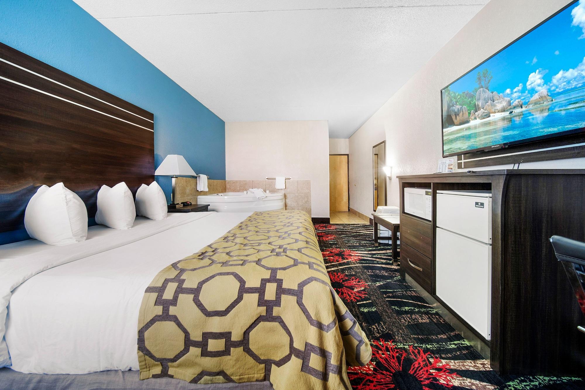 Baymont By Wyndham Muncie Near Ball State University Extérieur photo
