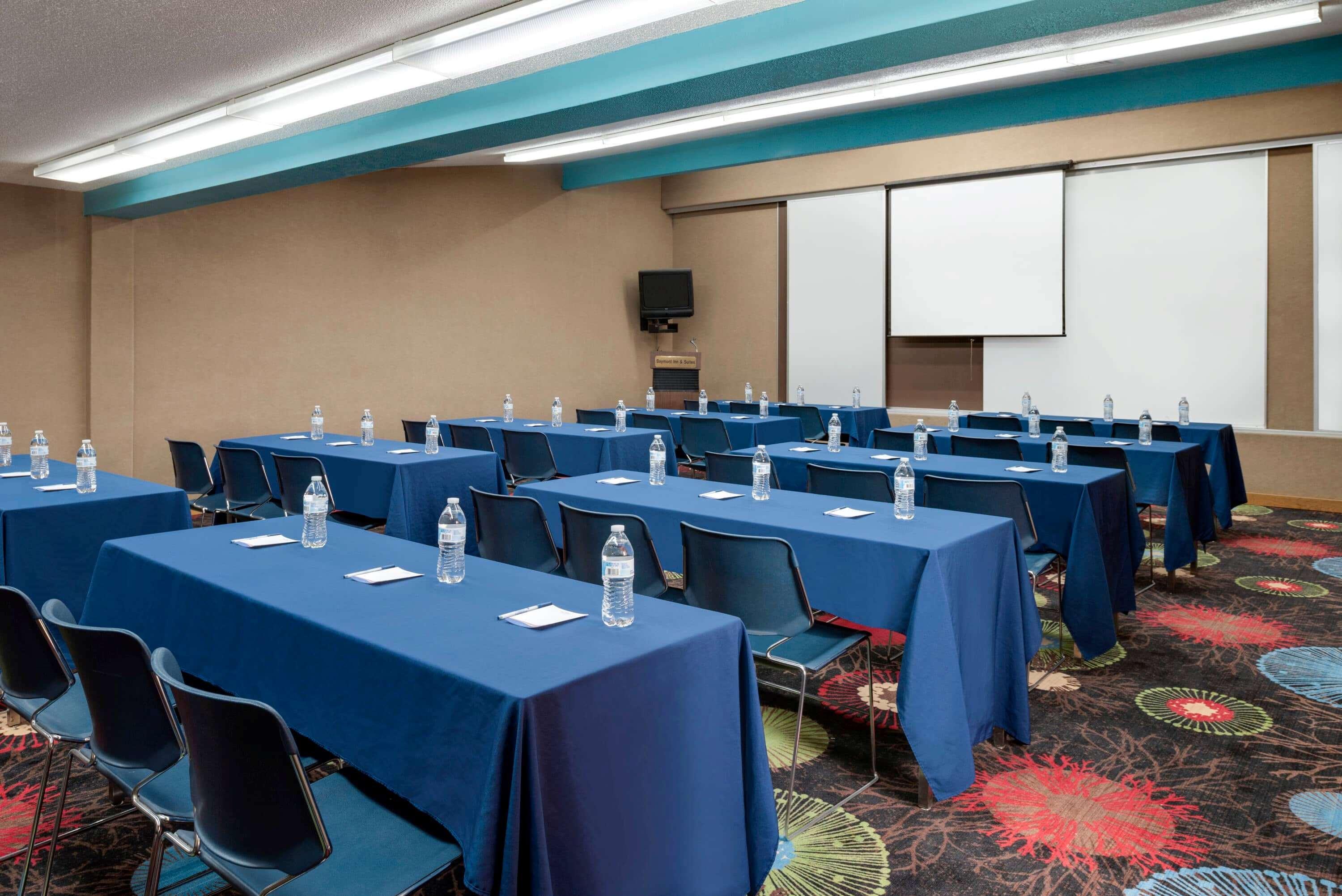Baymont By Wyndham Muncie Near Ball State University Extérieur photo